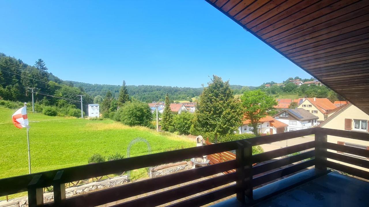 Ferienhaus Waldblick Sonnenbühl Exteriör bild